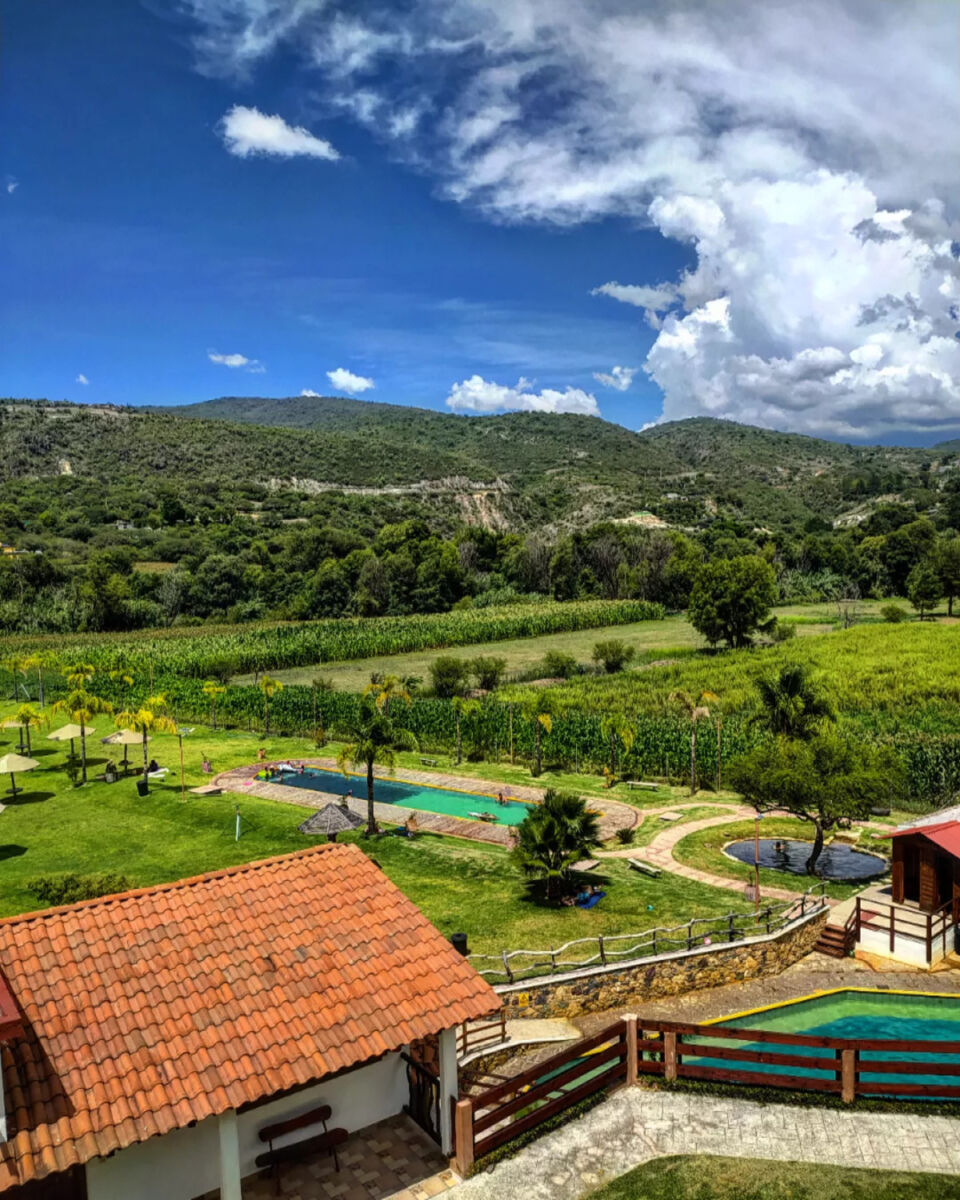 Entre vapor y montañas: las aguas termales en Hidalgo que tienes que visitar este ‘finde’