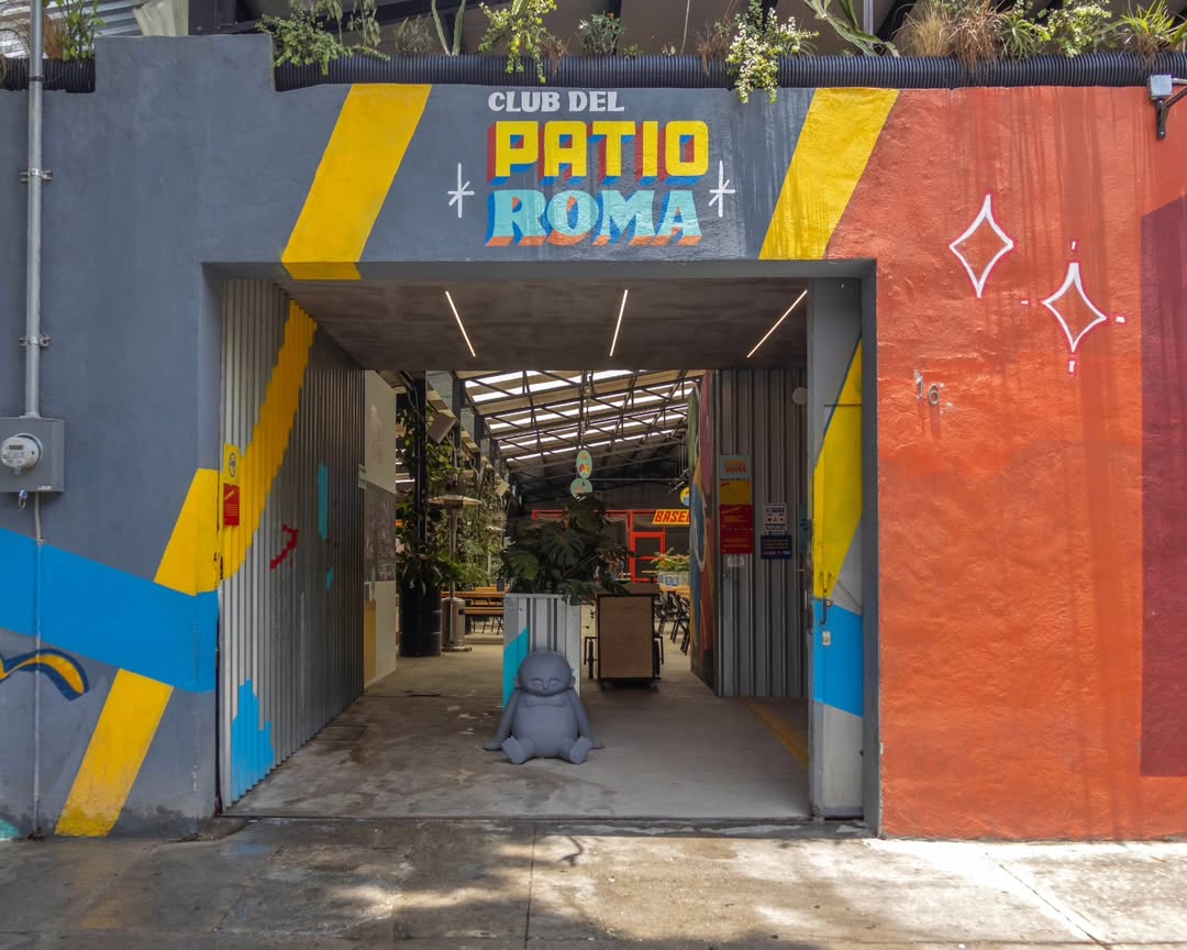 Entrada del restaurante Club del Patio en la Colonia Roma 