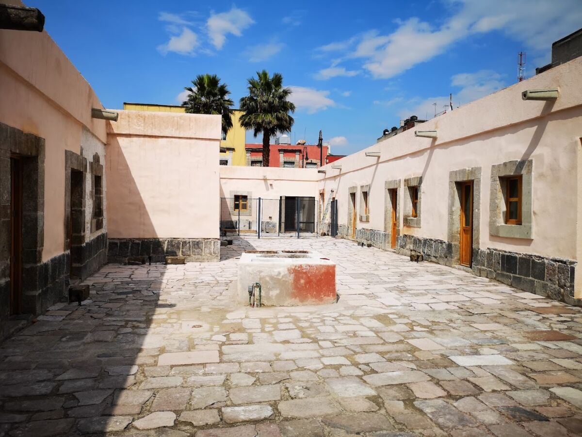 La Casa Manzanares se ubica sobre cimientos prehispánicos 