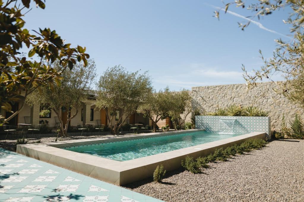 Olivea Farm To Table amenidades