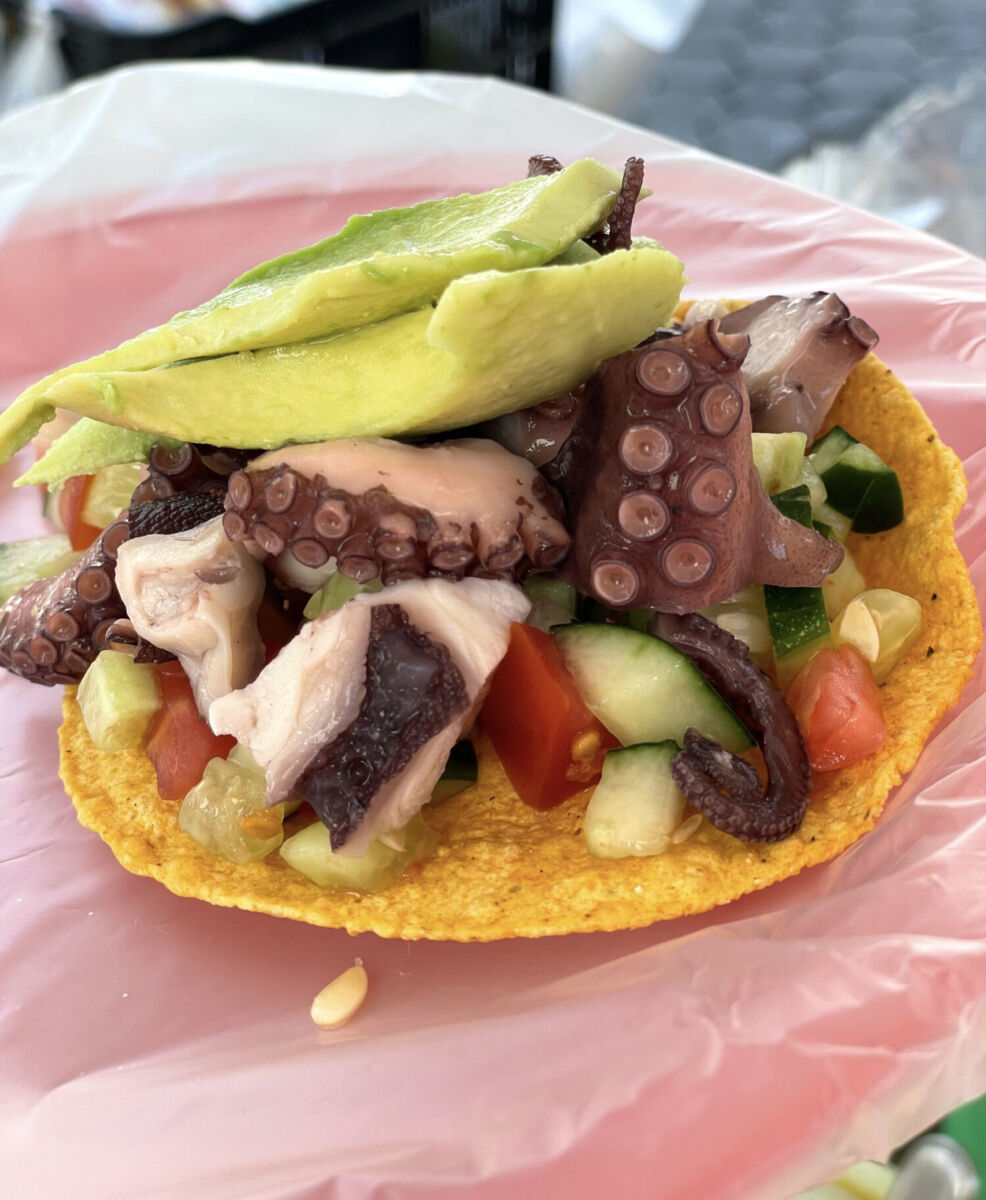 Mariscos La Carreta en el centro de Puerto Vallarta