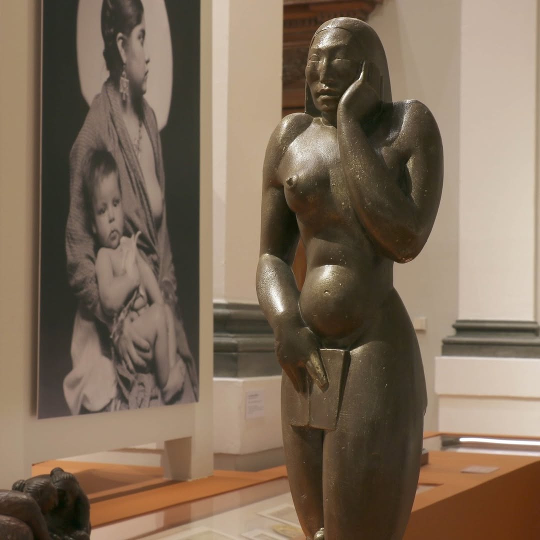 disputar la mirada mural