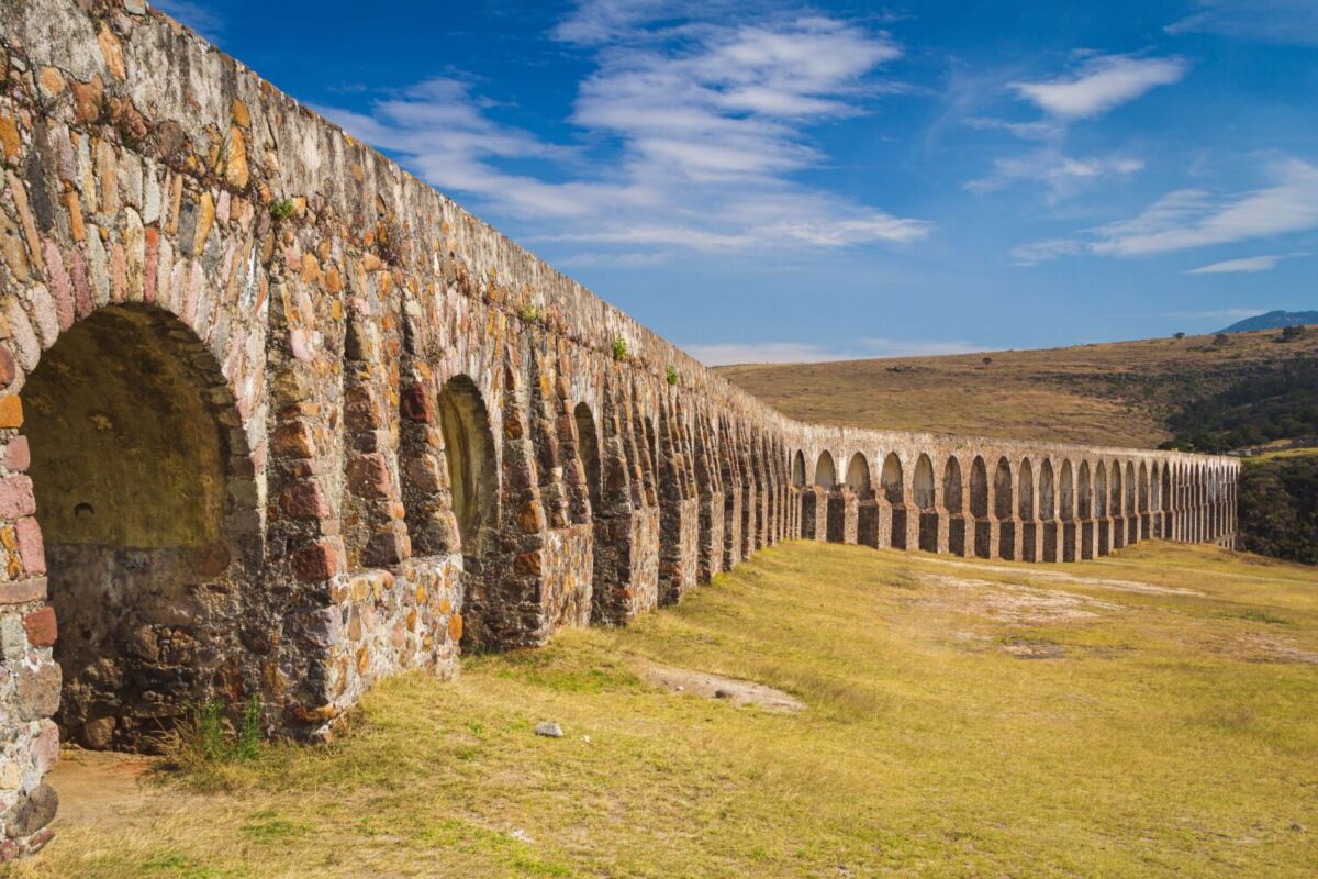 Vista panorámica de los Arcos del Sitio, un parque ecoturístico a las afueras de Tepotzotlán