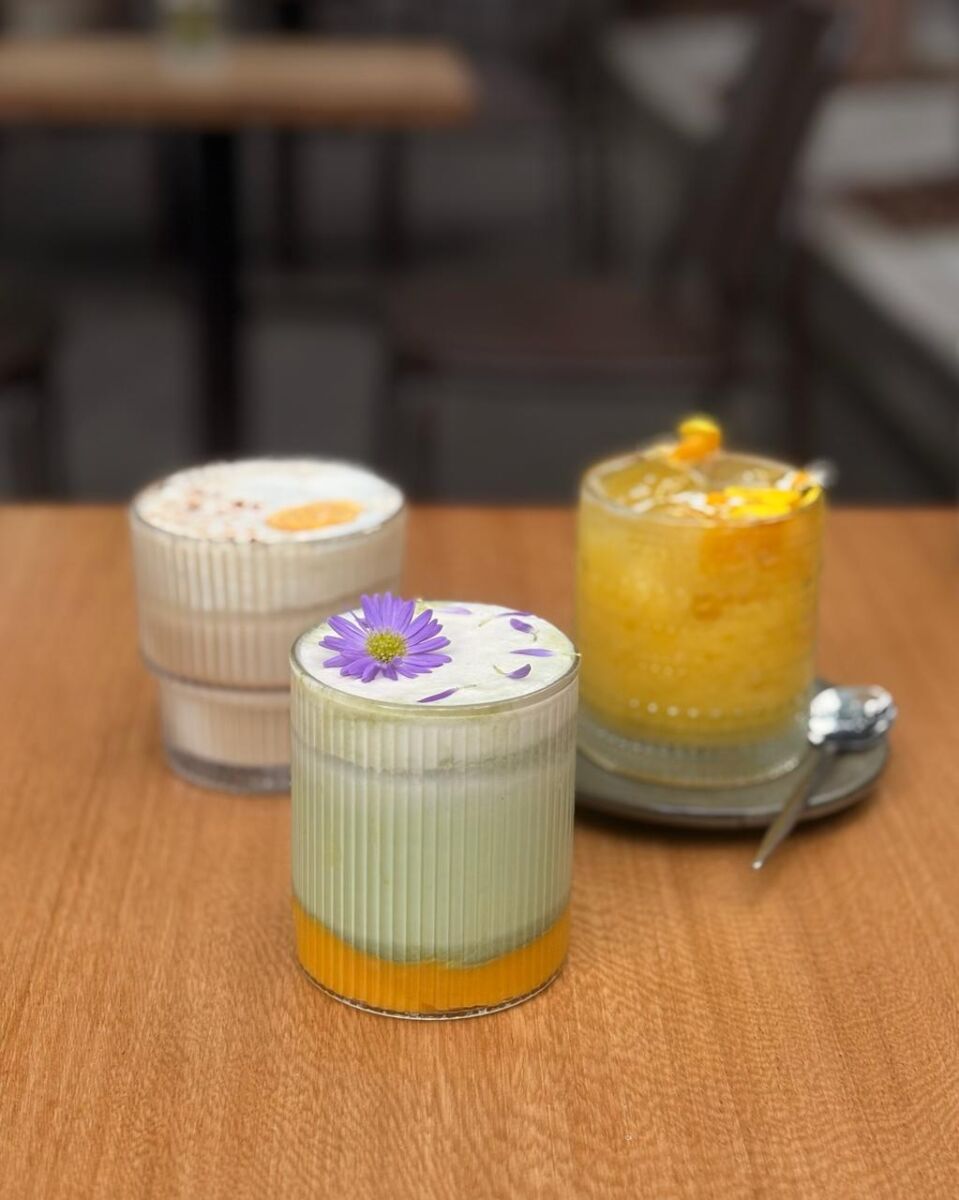 bebidas de matcha, guayaba y mango de elena 147