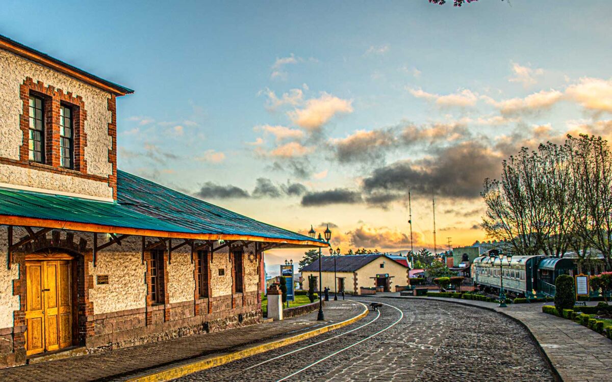 Antigua estación de trenes en El Oro, Estado de México