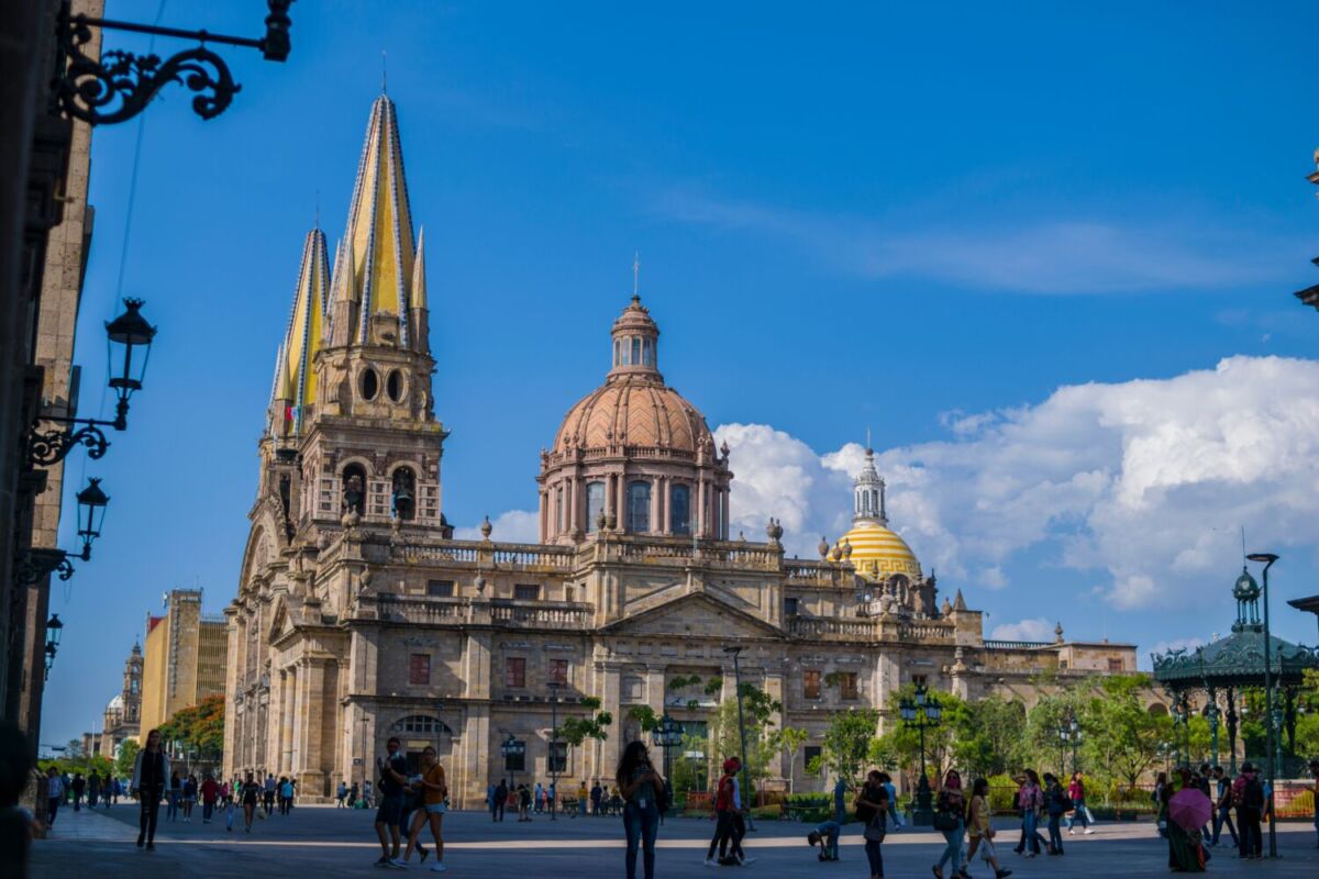 Los extranjeros están reservando vuelos a esta ciudad en México que tú no querías visitar pronto, y no es casualidad