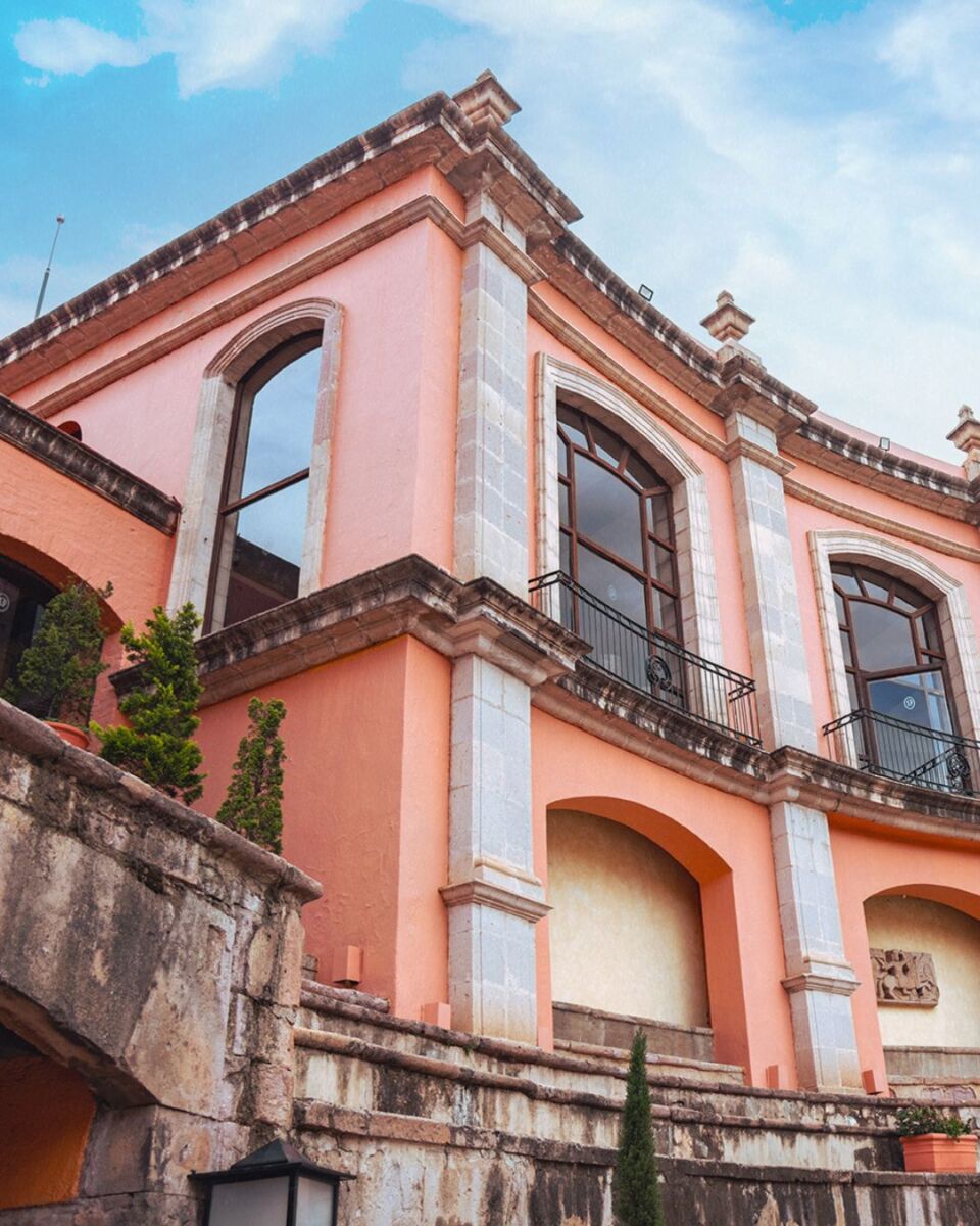 Fachada del Hotel Quinta Real 