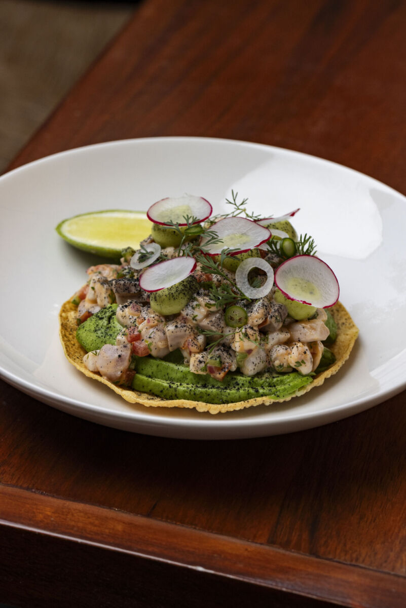 Tostada de atún de Conchita Rooftop