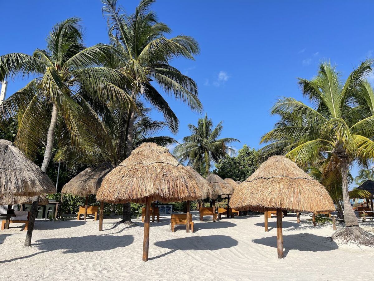 La Playa Las Perlas es una playa pública en Cancún 