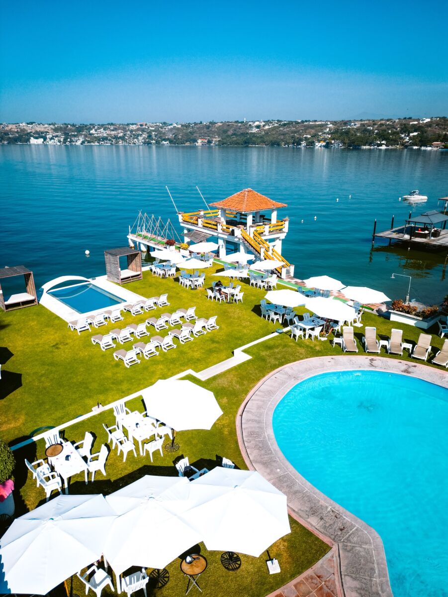 Vista aérea de Paradise Ski Club en Tequesquitengo, Morelos 