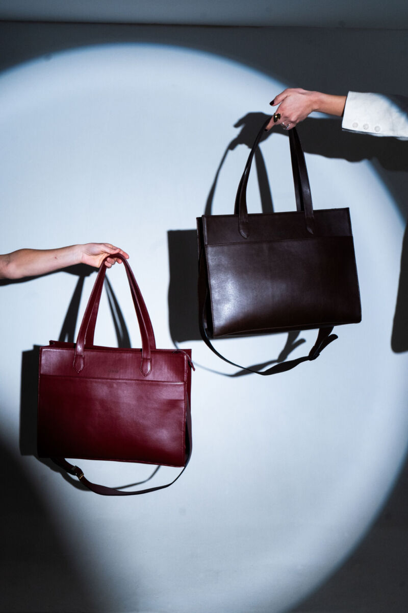 OKA es una marca mexicana de bolsos sostenibles 