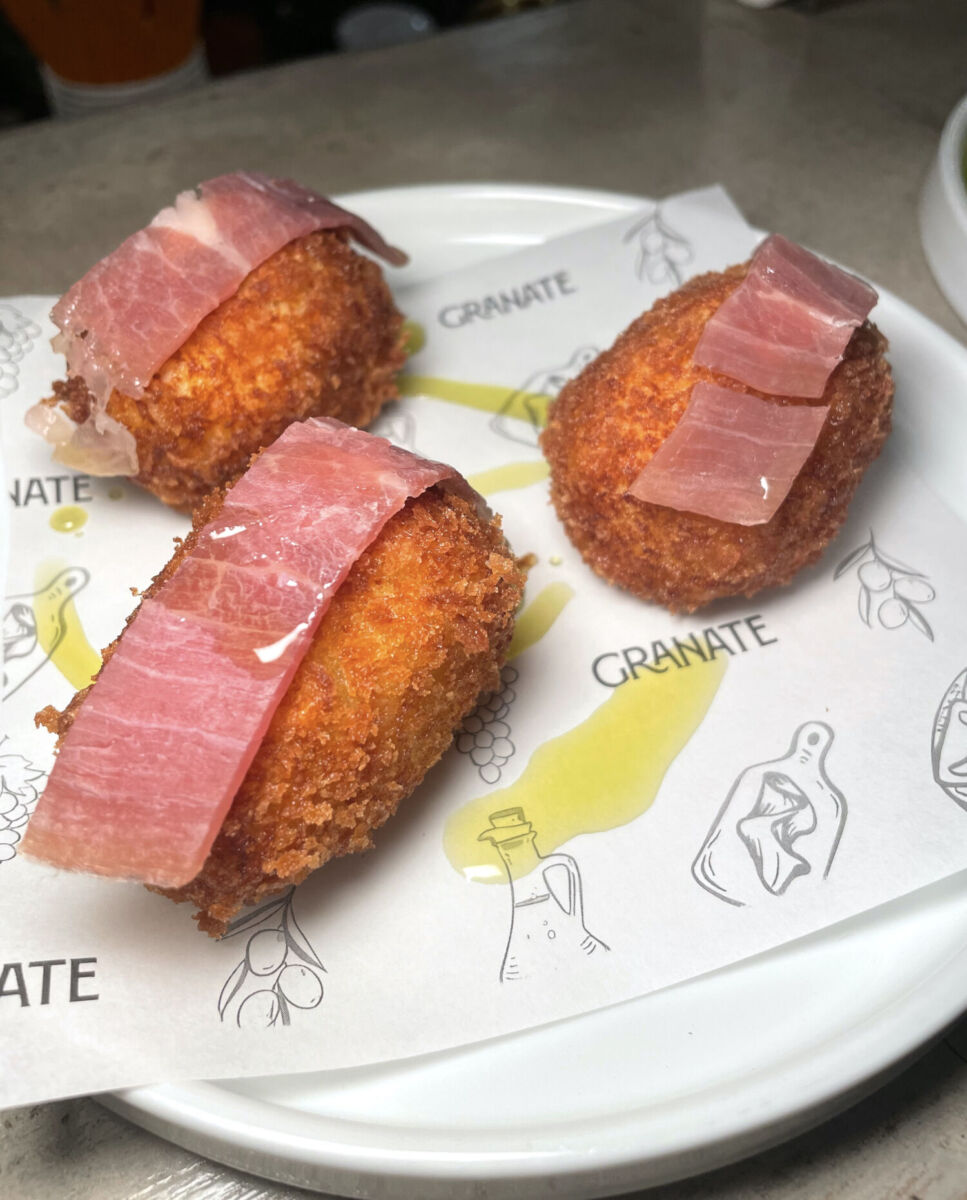 Croquetas de jamón serrano