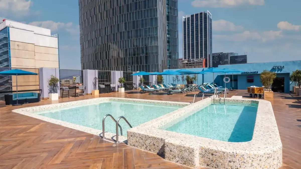 No tengo casa en Acapulco, pero este lugar en CDMX se siente como vacaciones y casi no hay gente