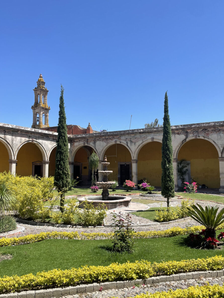 Jardín central de la Ex Hacienda de Atotonilquillo en Manuel Doblado, Guanajuato 