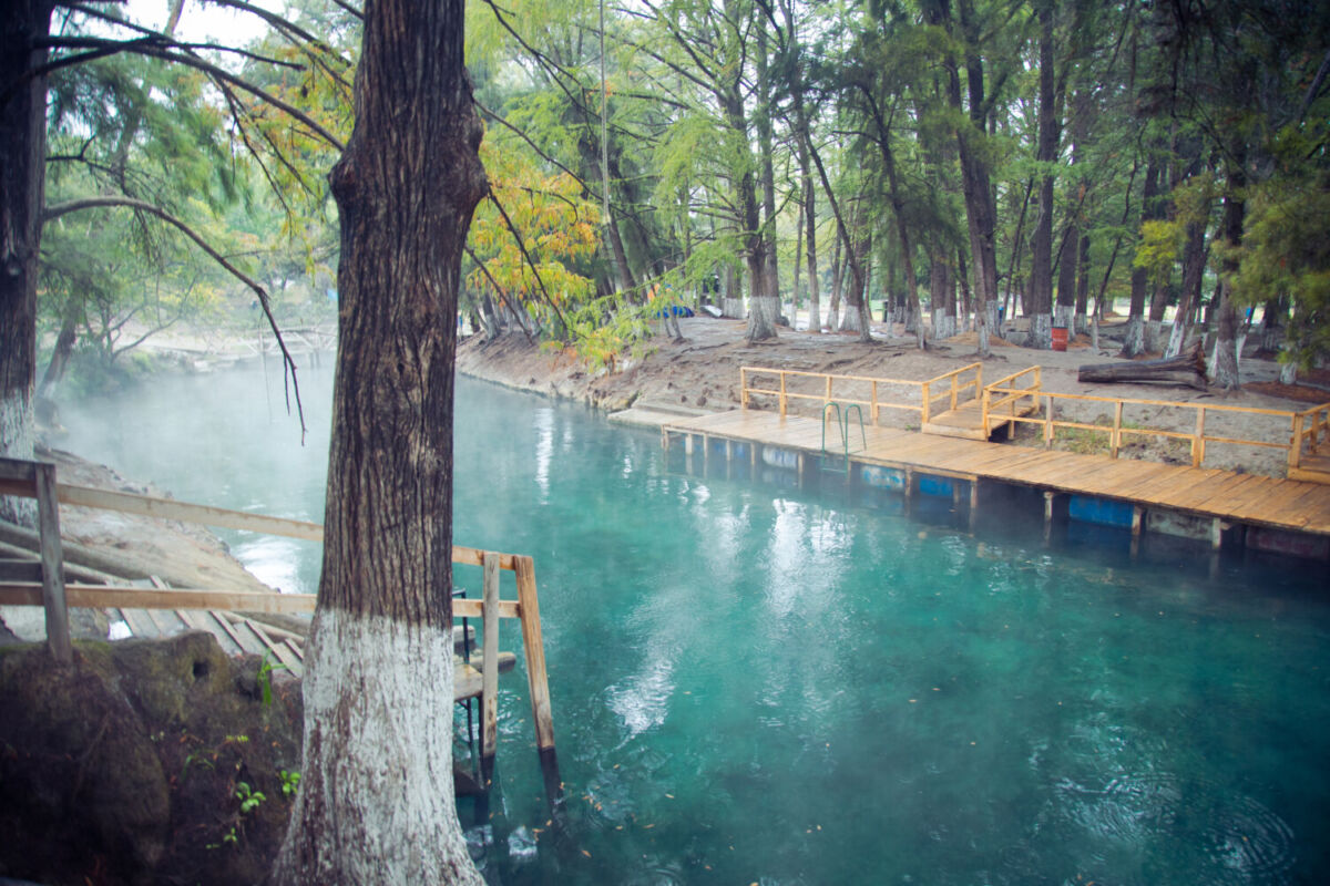 manantial de aguas termales 