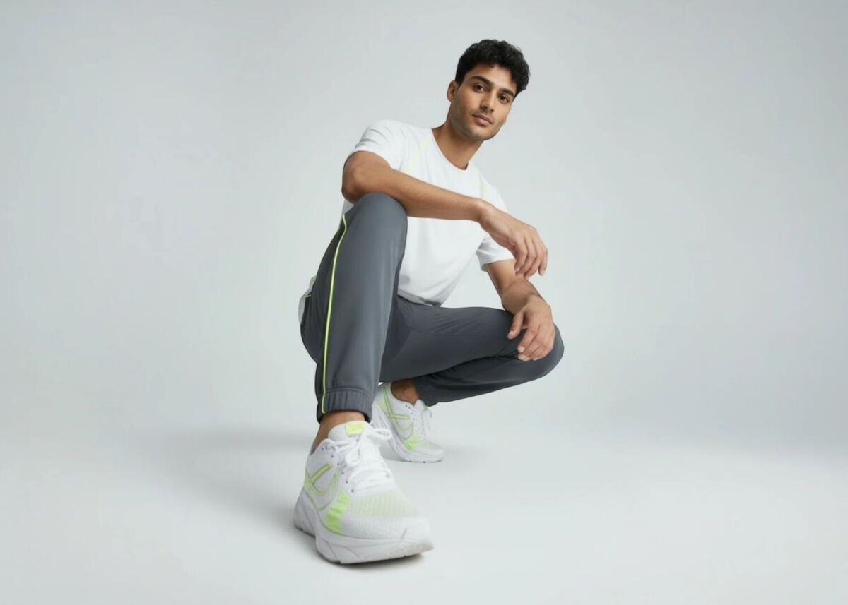 Modelo usando los tenis deportivos de Panam 