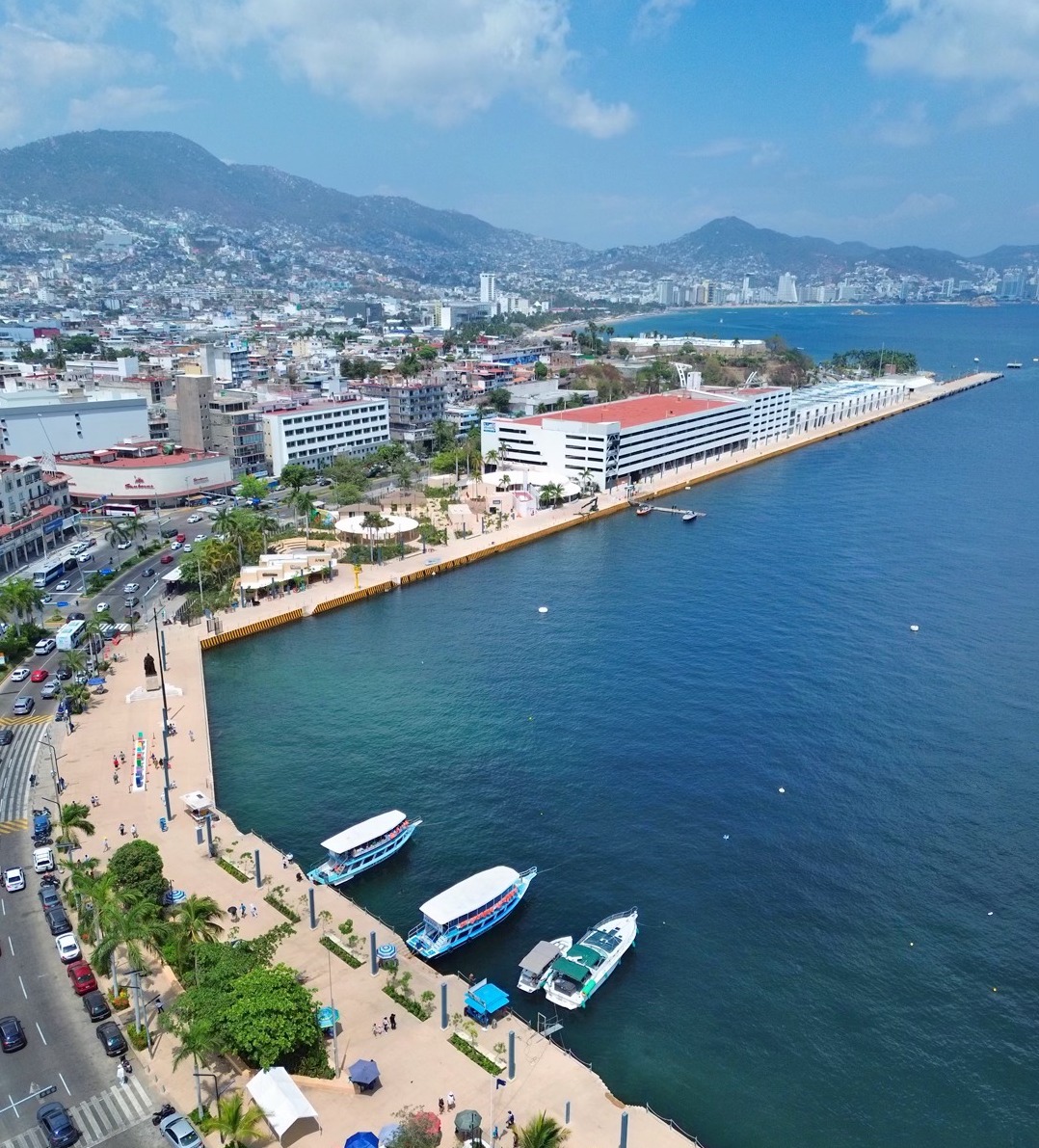 Vista aérea del Nuevo Corredor Turístico de Acapulco