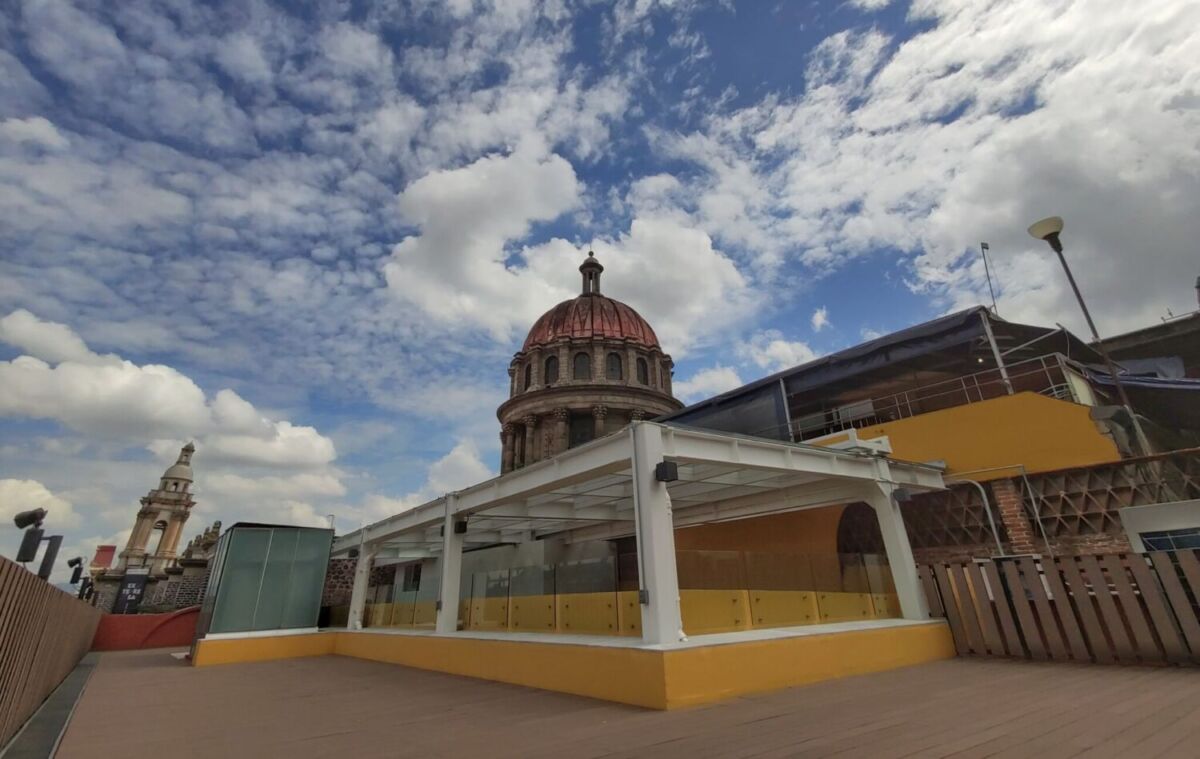terraza de un edificio histórico de la CDMX 