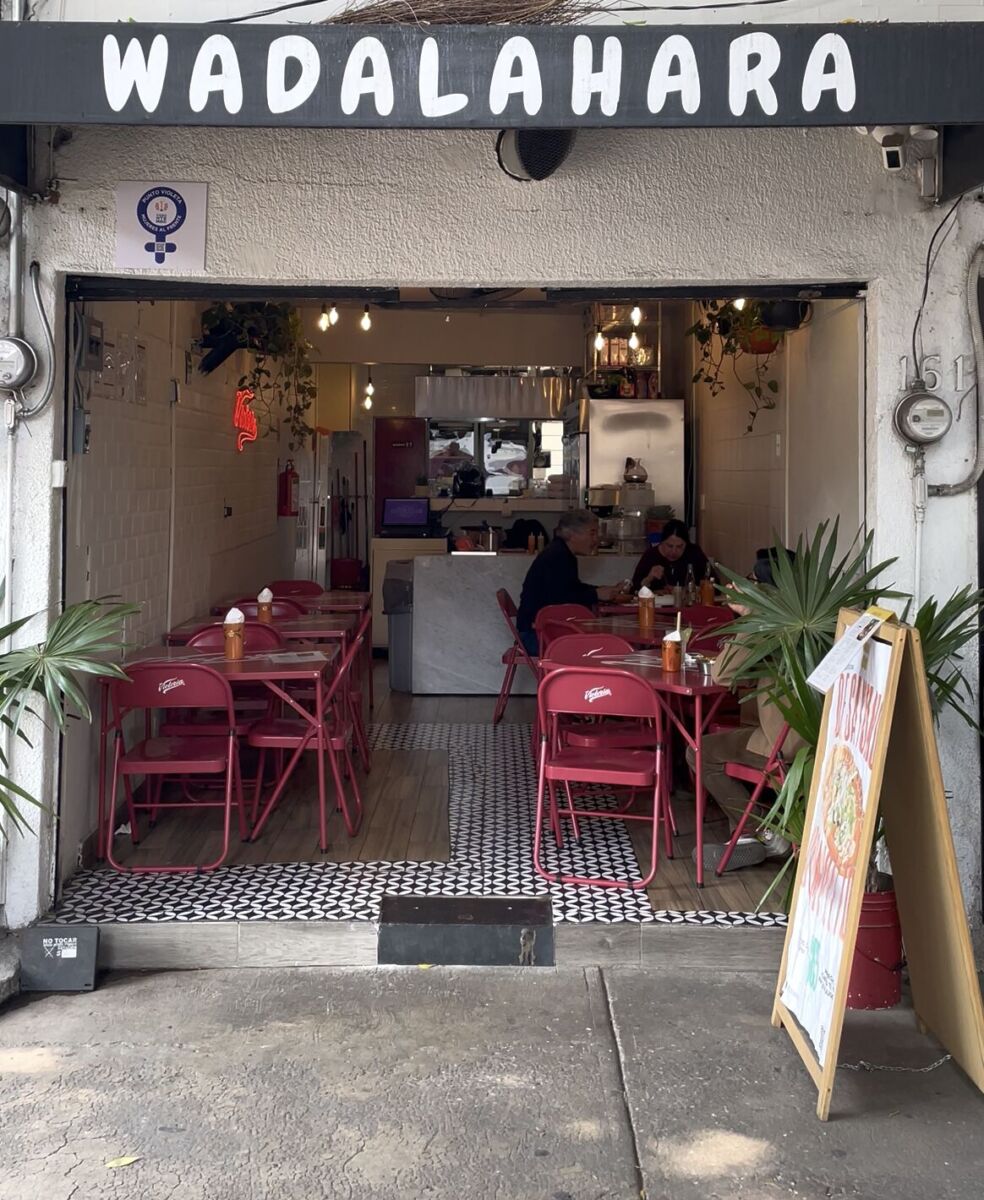 Fachada del restaurante Wadalahara en la Col. Roma 