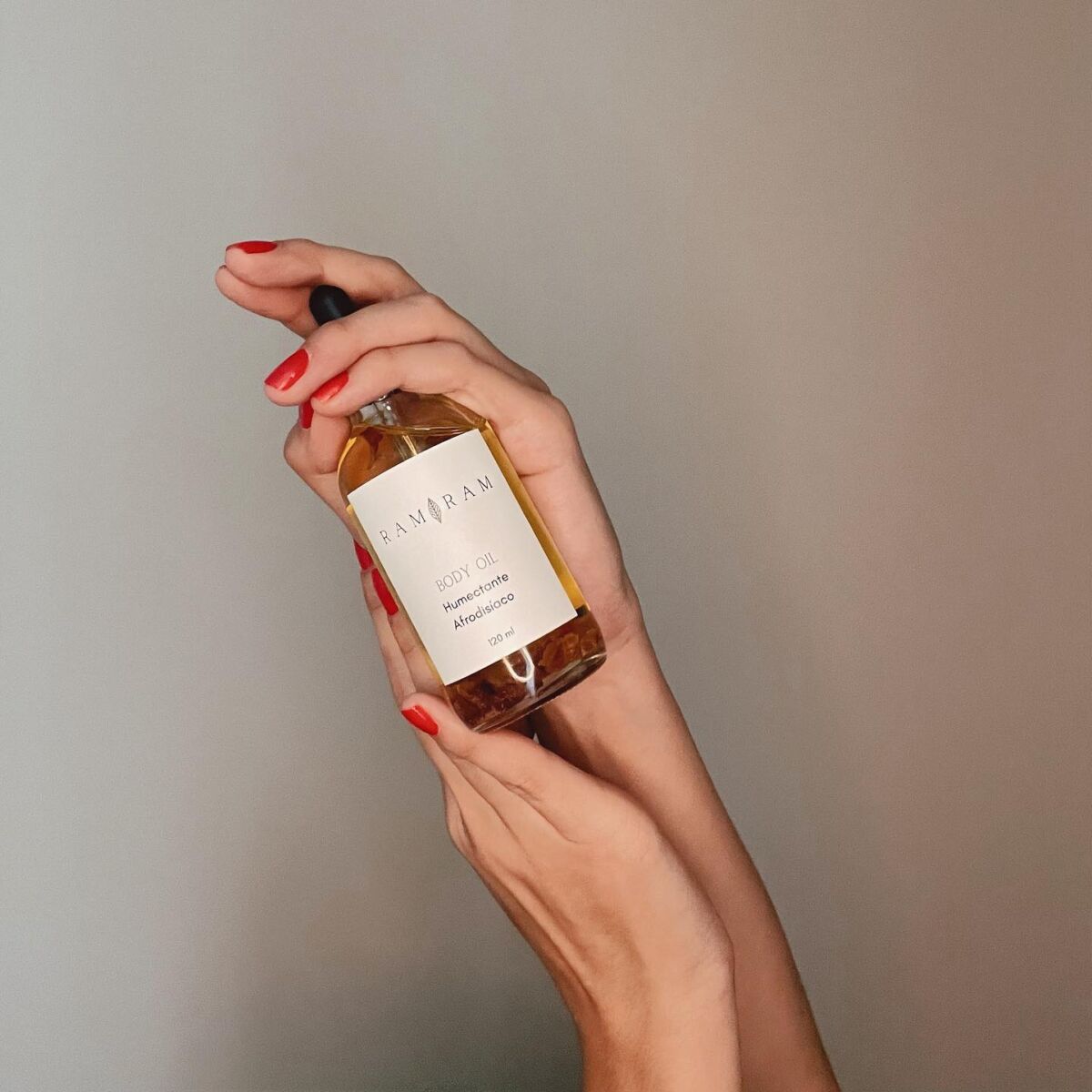 Esta rutina de skincare transformó mi humor y mi relación