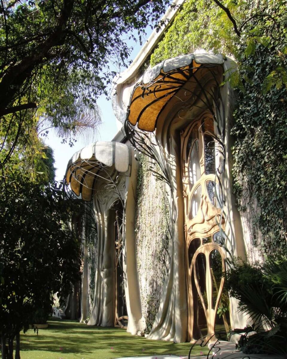 Fachada de la Casa Holtz en la CDMX
