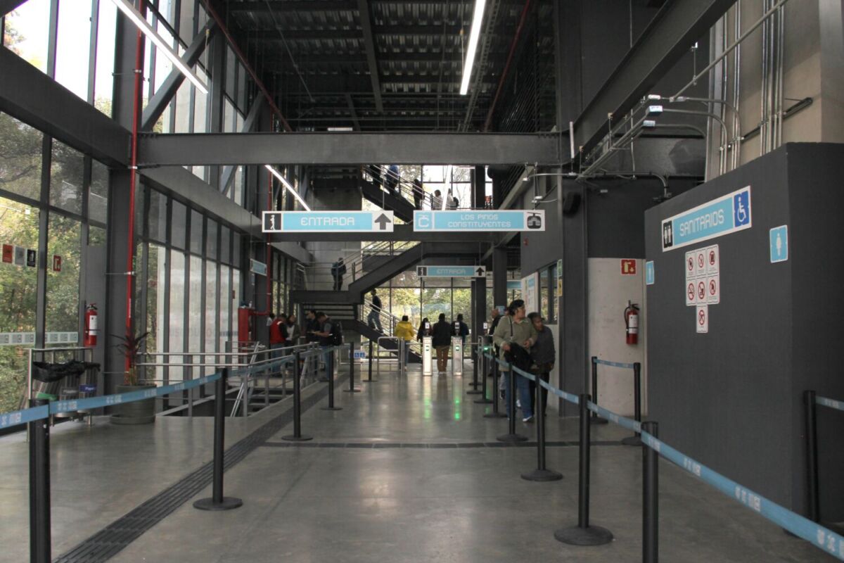 Entrada al Cablebús de la Línea 3.