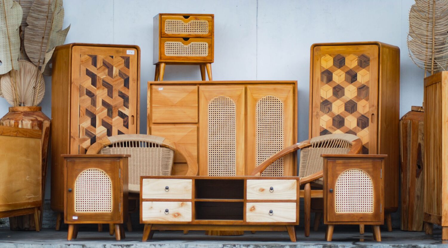 La gente va a comprar los muebles de madera más bonitos a estos pueblos cerca de la CDMX La gente va a comprar los muebles de madera más bonitos a estos pueblos cerca de la CDMX