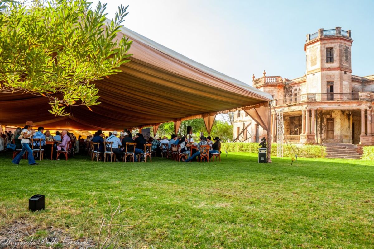 Evento social en el Jardín de la histórica Hacienda La Bella Cristina 