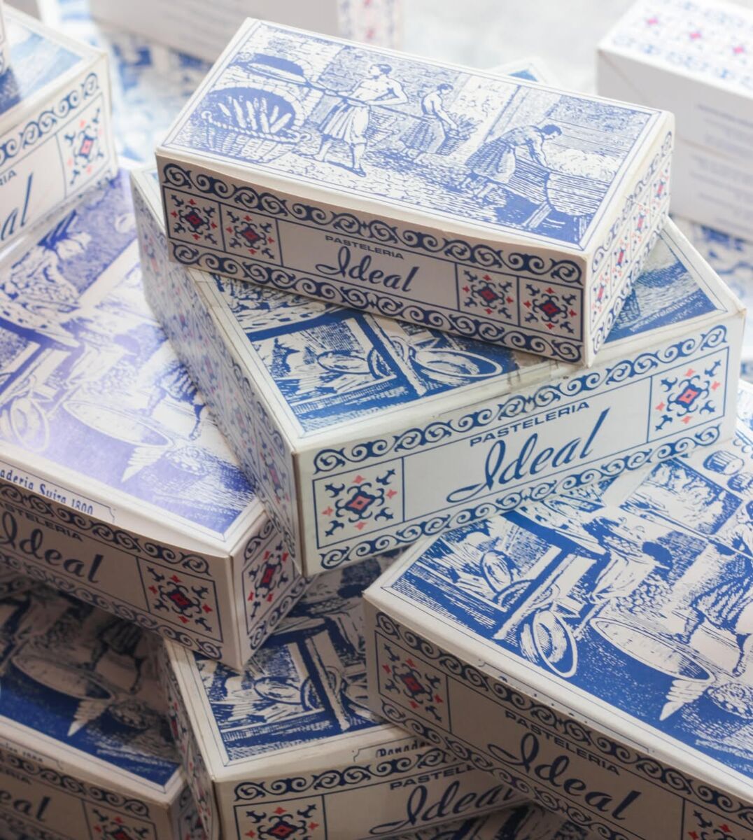 cajas de pastel de la pastelería ideal