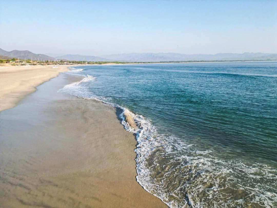 Olas de mar en la Playa de Chipehua, Oaxaca 