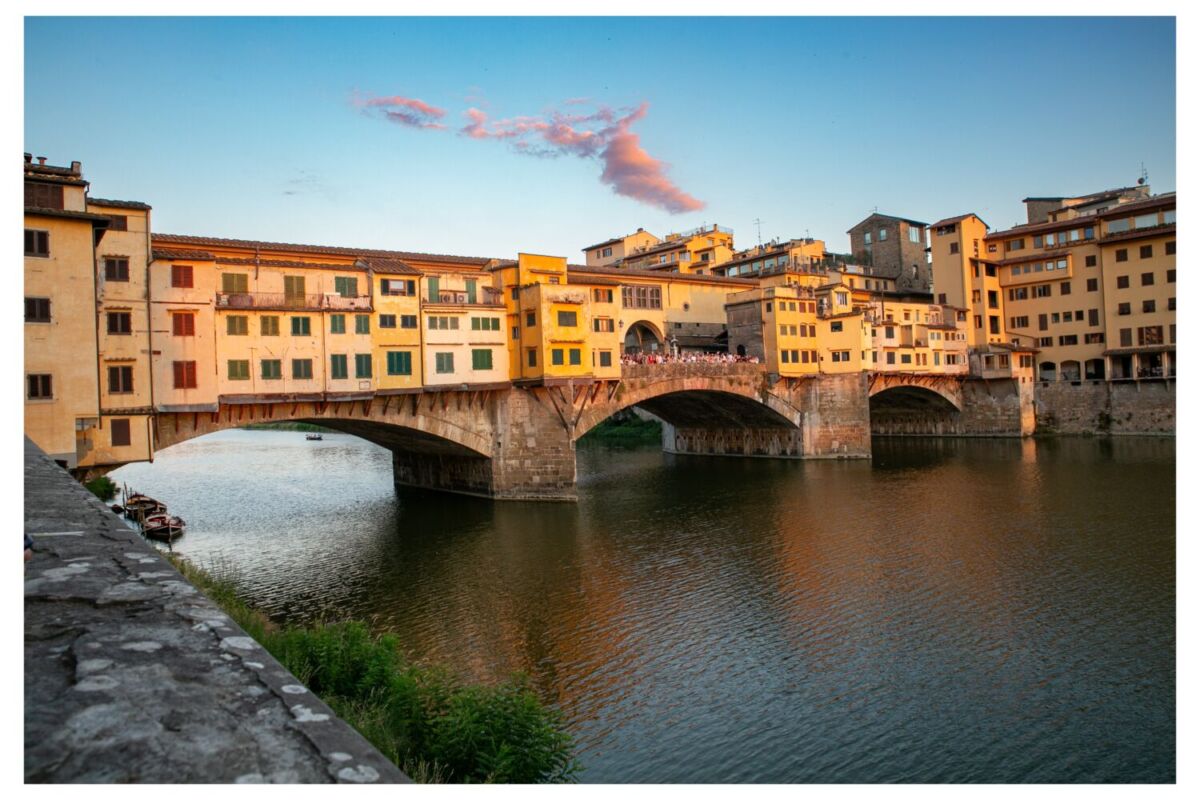 vista panorámica de Ponte Vecchio, en Florencia