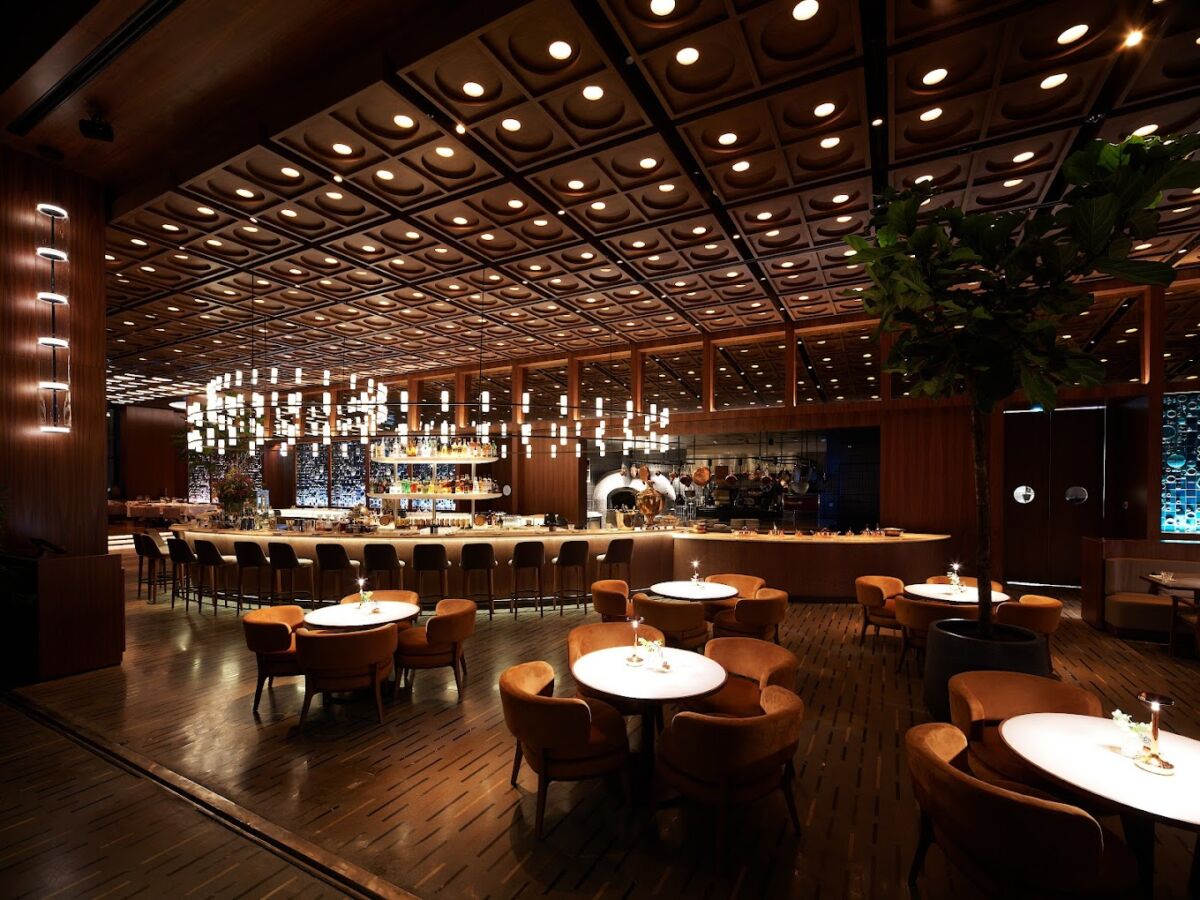restaurante elegante y de atmósfera relajada en Estambul 