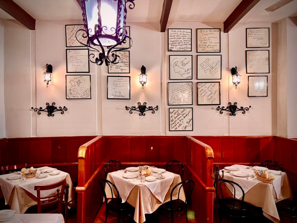 mesas con manteles en la CDMX 