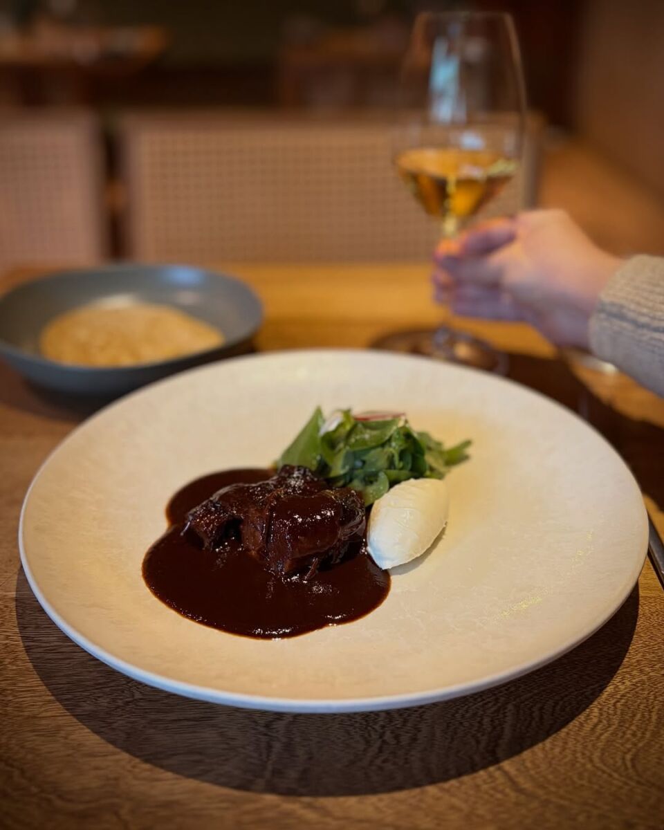 Short Rib en un restaurante fine dining