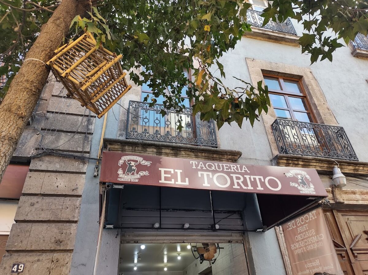 letrero de una taquería en CDMX