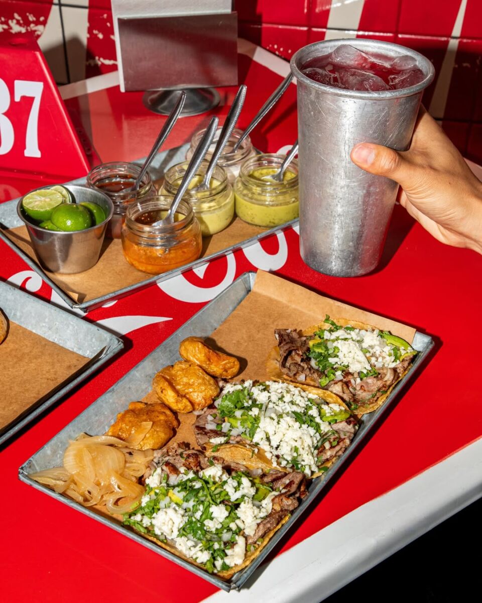 charola con tacos