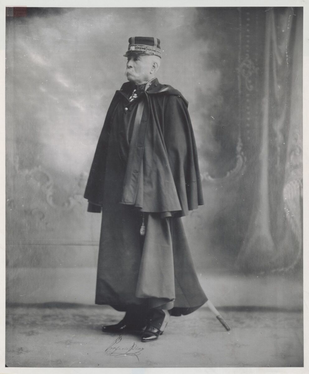 Foto de Porfirio Díaz en blanco y negro 