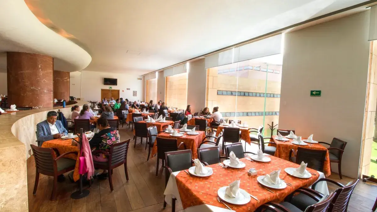restaurante cassat en asturias por estadio azteca