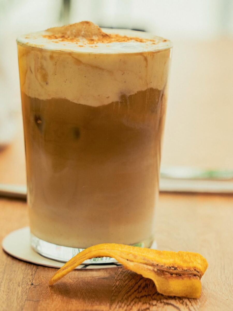 iced banana bread latte