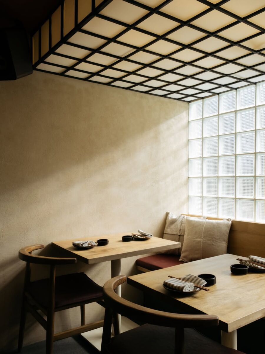 mesas de un restaurante japonés en CDMX 