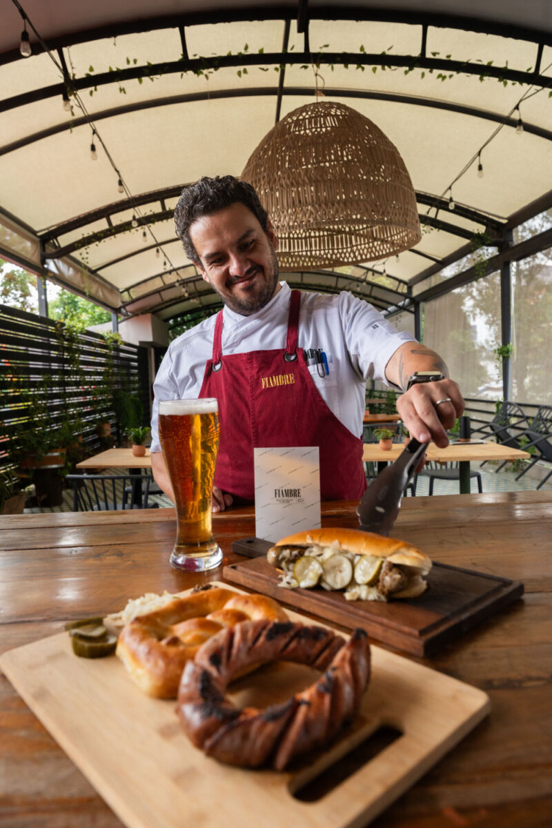 Comida y bebidas en Fiambre Restaurante