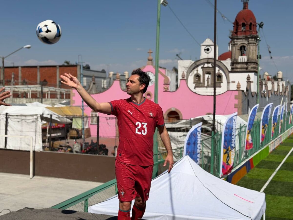 Jugador de la selección portuguesa en el Maracaná de Tepito 