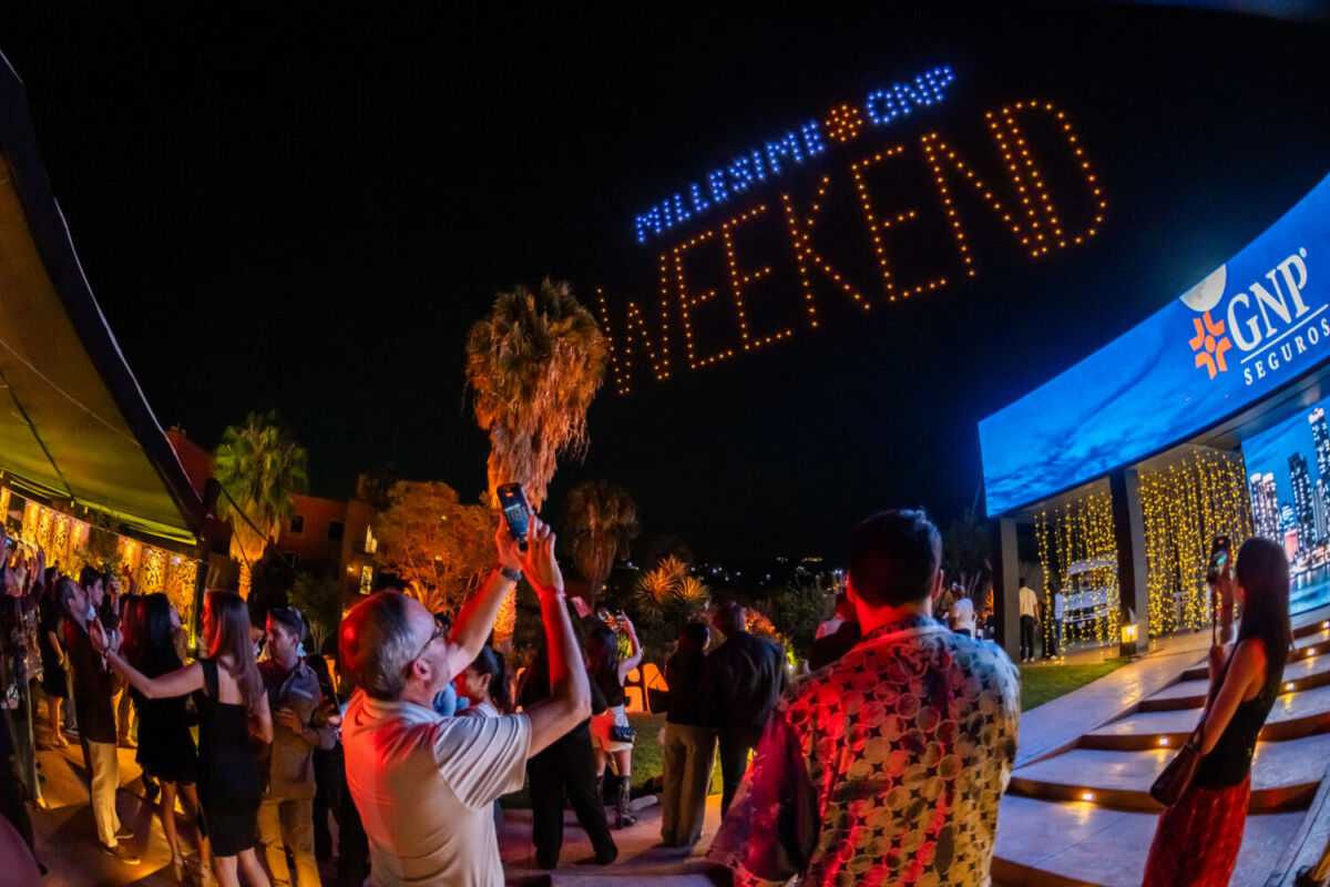 Show de drones en Millesime GNP Weekend.