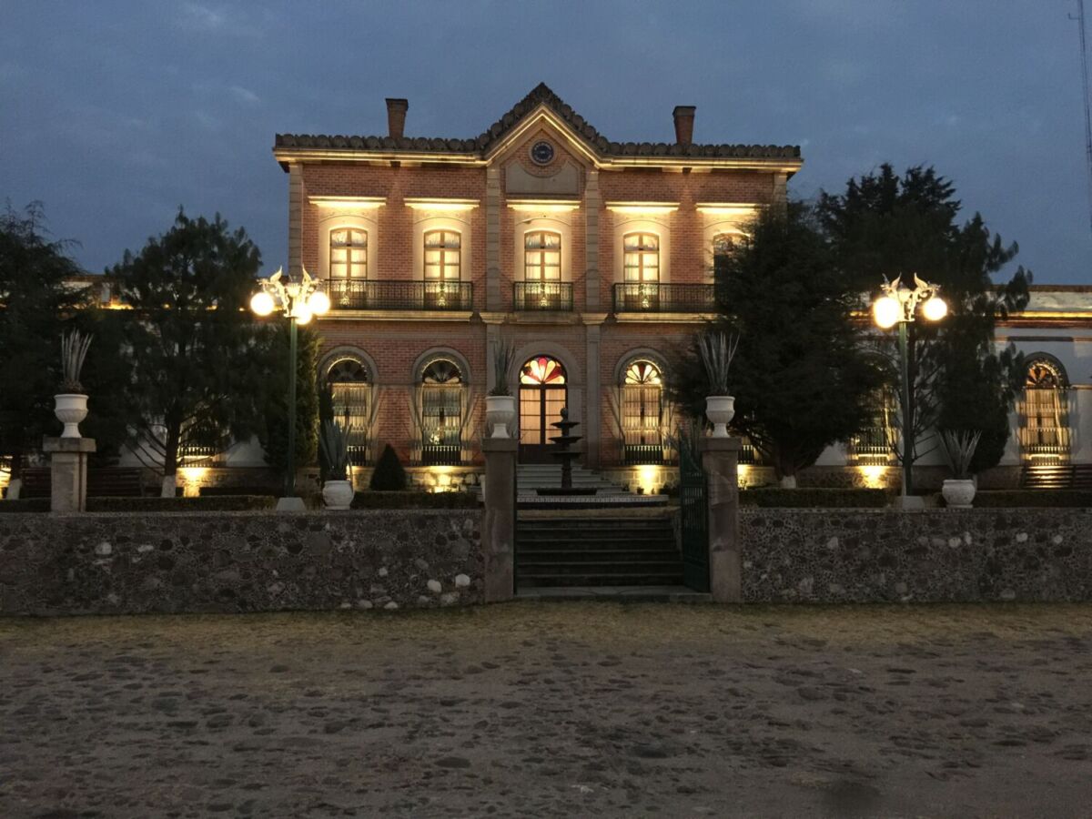 hacienda chimalpa hidalgo en la noche