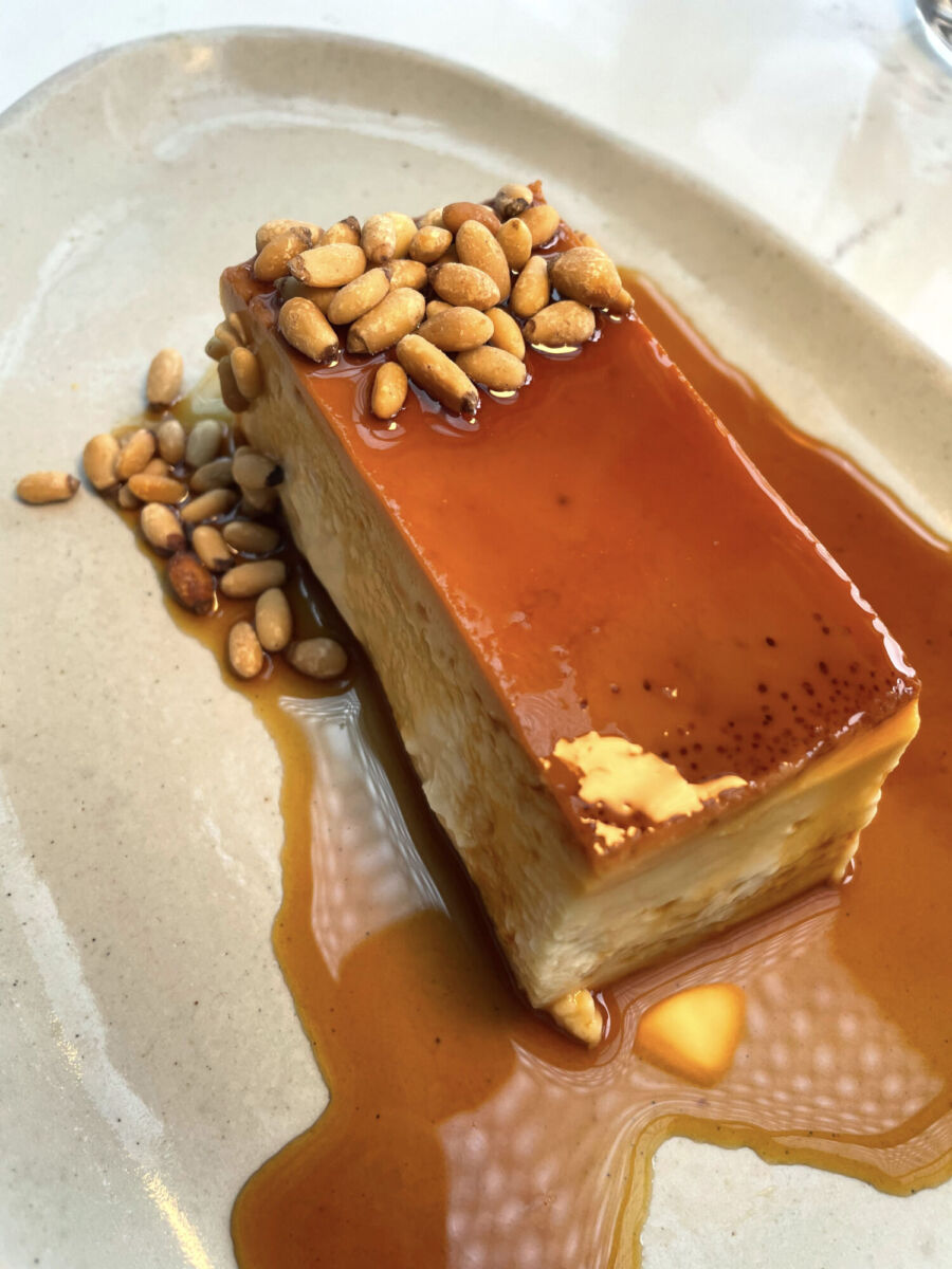 Flan de queso en el restaurante Diana de la CDMX