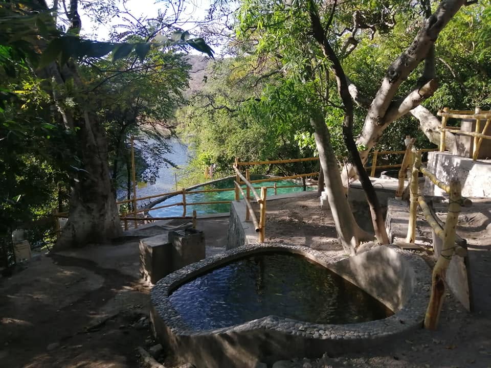 pozas de agua termal naturales en Morelos