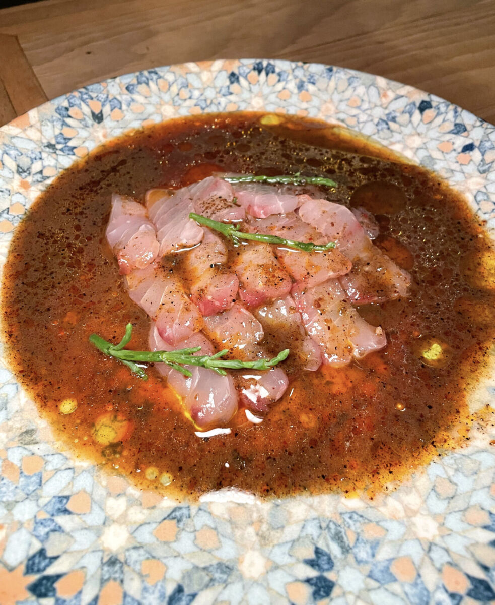 Tiradito de corvina en el Restaurante Calma en Ensenada 