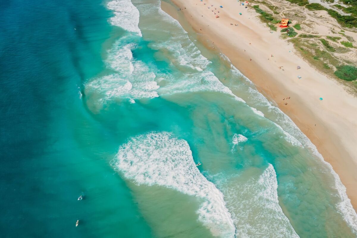 vista aérea de una playa virgen en Campeche 