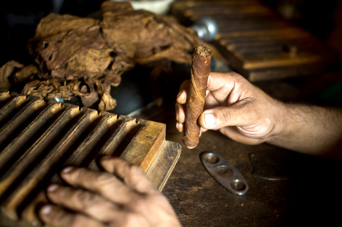 Taller de puros en San Sebastián del Oeste