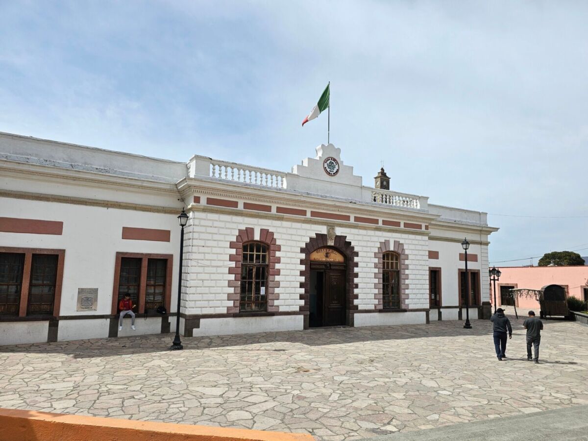 edificios colonial en un pueblo de Hidalgo 
